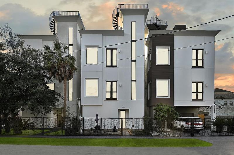 5505 Rose St, Houston, TX 77007 for Sale