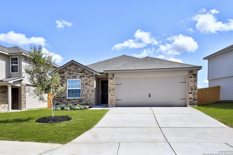 4027 Mistyrock Way, Von Ormy, TX 78073 for Sale