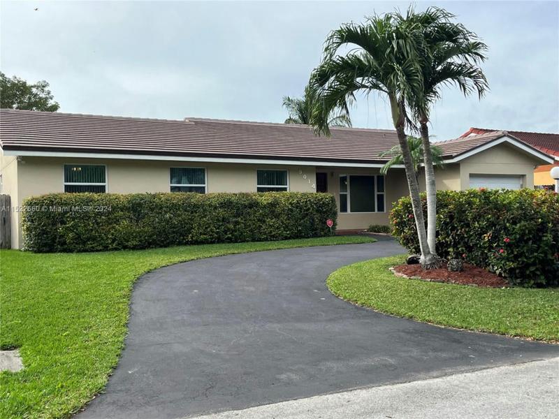 9014 SW 163RD TER, Palmetto Bay, FL 33157 Single Family Residence For Sale  MLS# A11522660