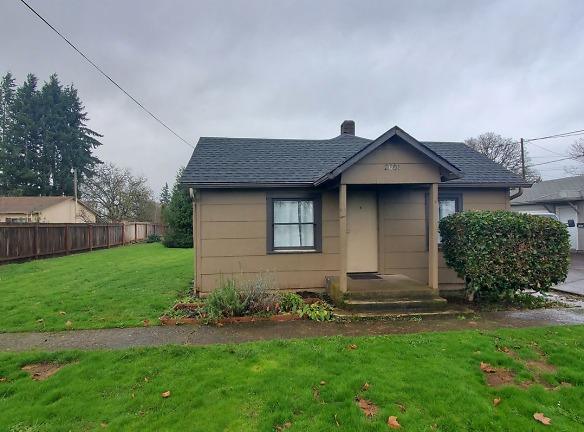 2001 SE 5th Ave - Albany, OR 97321 - Home For Rent