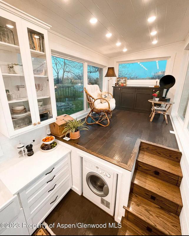 115 Glenwood Springs, Glenwood Springs, CO 81601 for Sale