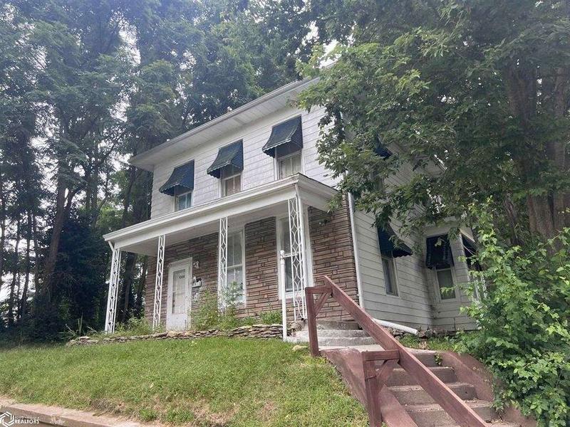 420 S 7Th Street, Burlington, IA 52601  618473704 for Sale