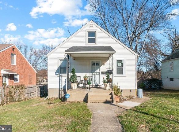 4612 Woodlea Ave - Baltimore, MD 21206 - Home For Rent