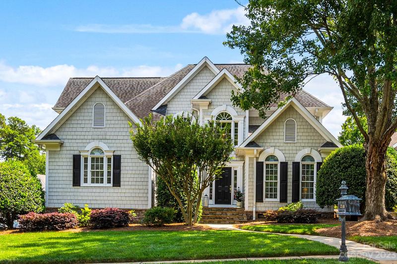 17318 Players Ridge Drive, Cornelius, NC 28031 for Sale