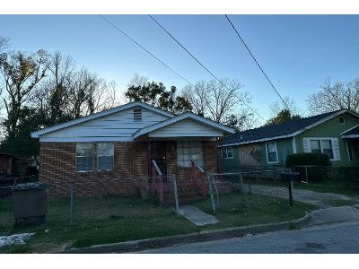 Wellington St for Sale