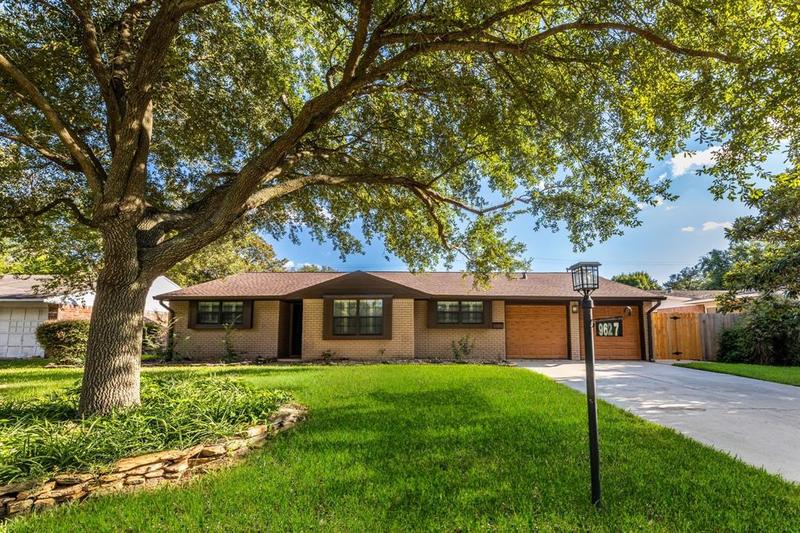 9627 Highmeadow Dr, Houston, TX 77063 for Sale