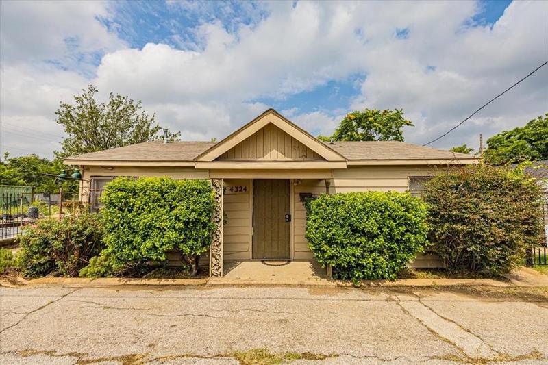 4324 Wichita St, Fort Worth, TX 76119 for Sale