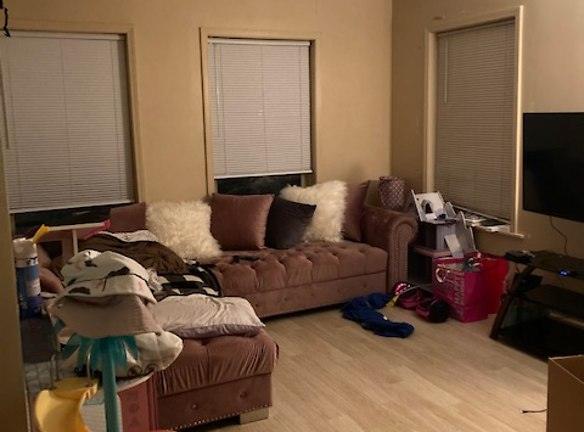 10212 S King Dr unit 2E 2ND - Chicago, IL 60628 - Home For Rent