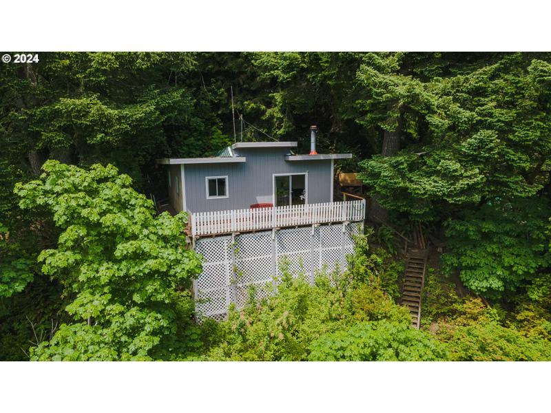 2637 S TENMILE, Lakeside OR 97449 for Sale