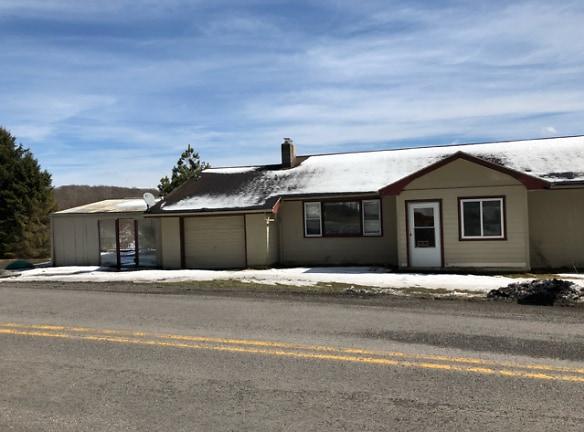 2464 King Wildesen Rd - Oakland, MD 21550 - Home For Rent