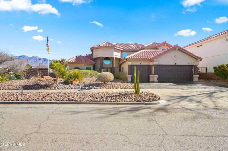 6500 La Posta Drive, El Paso, TX 79912 for Sale
