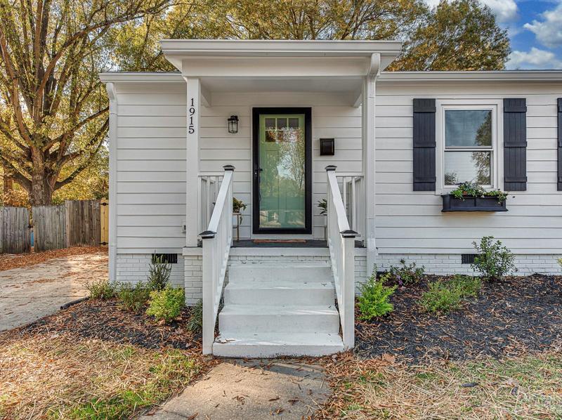 1915 Academy St, Charlotte, NC 28205 - MLS 4103744 for Sale