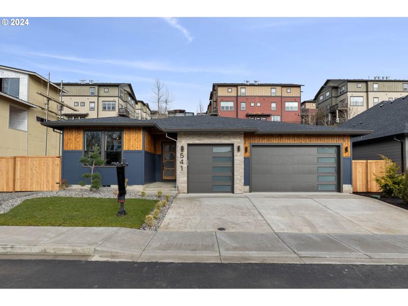 541 W U ST, Washougal WA 98671 for Sale