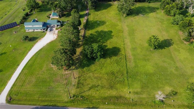 2472 Mamie Ford Rd, Alvin, TX 77511 for Sale