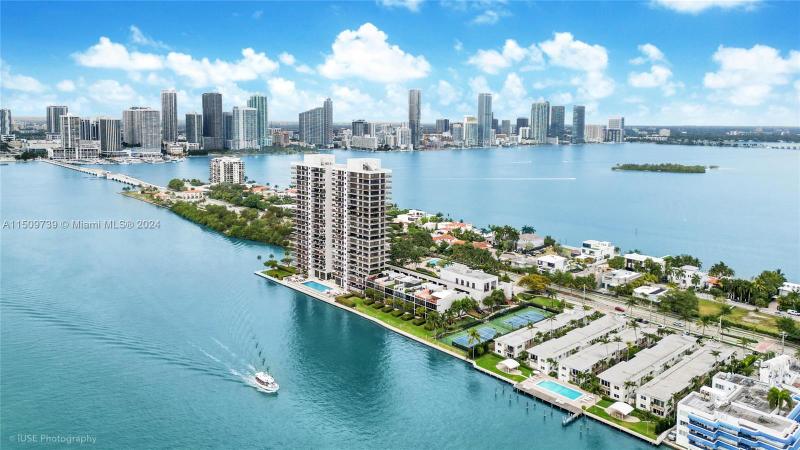1000 Venetian Way, Unit 1703, Miami Beach, FL 33139 for Sale