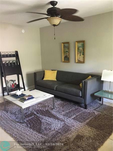 2741 NE 8TH AVE APT 14, Wilton Manors, FL 33334 Condo/Townhouse For Sale  MLS# F10419161