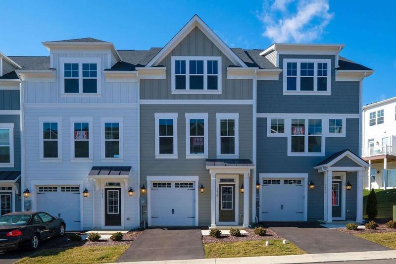 3420 MONTEREY DR, ROCKINGHAM, VA 22801  624233941 for Sale