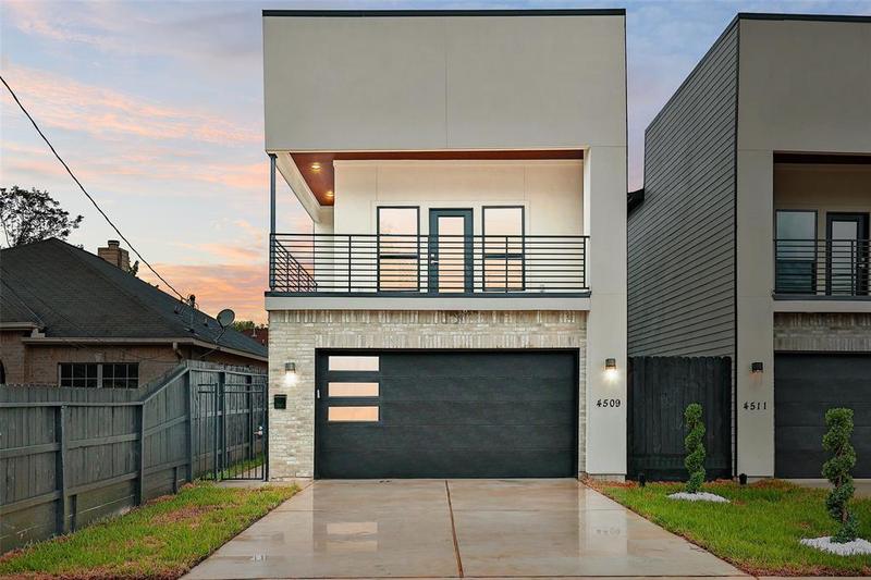 4509 Galesburg St, Houston, TX 77051 for Sale