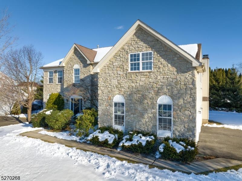 1144 Monroe Drive, Stewartsville, NJ 08886 for Sale