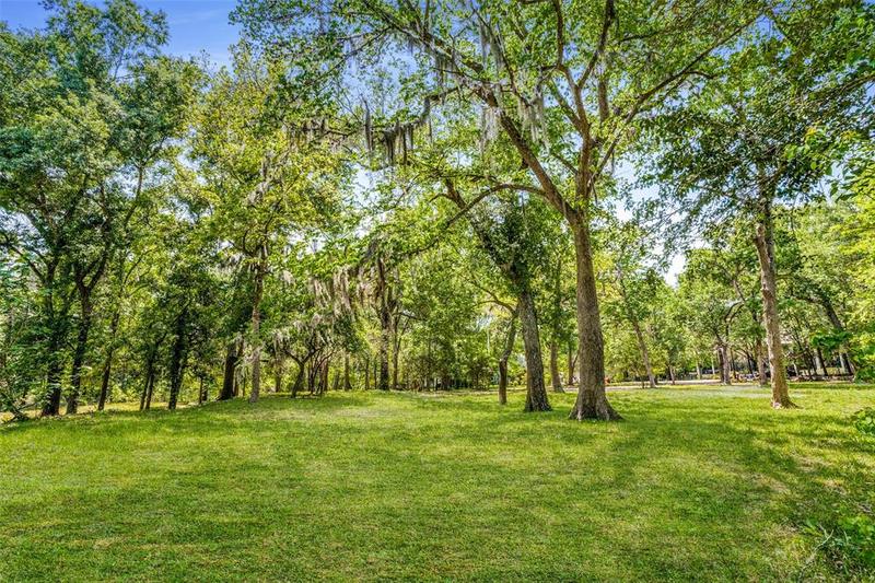 402 Rancho Bauer Dr, Houston, TX 77079 for Sale