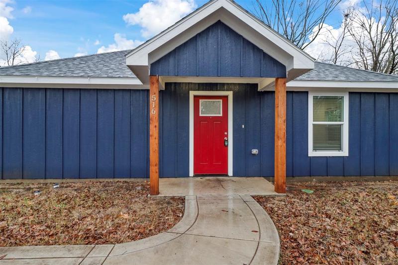 516 West Collins Street, Denison, TX 75020 for Rent