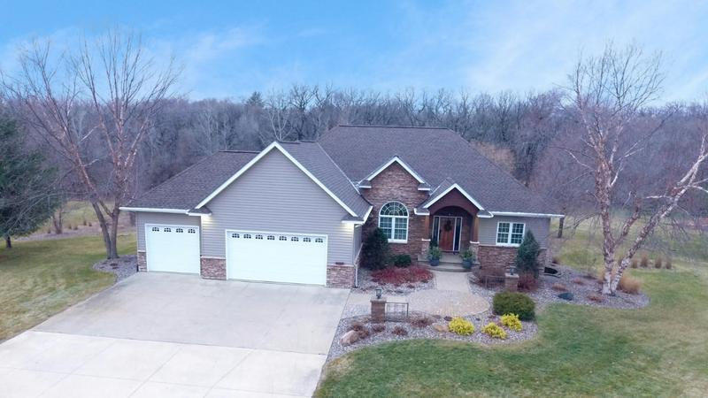 809 36TH ST NW, Austin, MN 55912 Single Family Residence For Sale  MLS# 6471394
