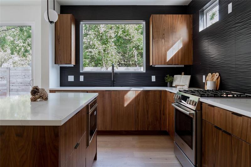 1176 Oakgrove Ave #2, Austin, TX 78702 for Sale