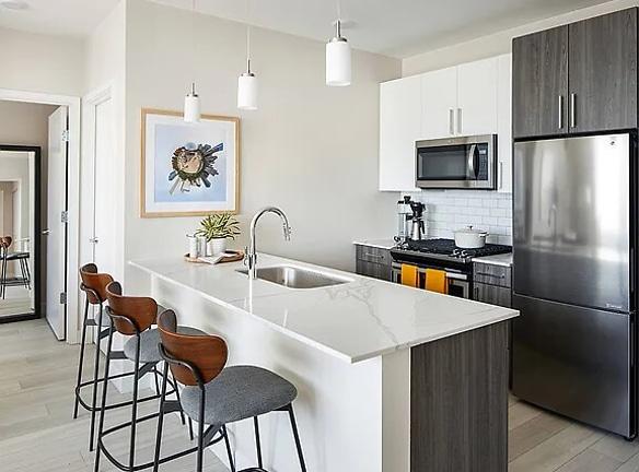 898 S Wabash Ave unit A 4203 - Chicago, IL 60605 - Home For Rent