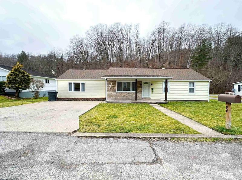 186 Valley Street, Salem, WV 26426  624373091