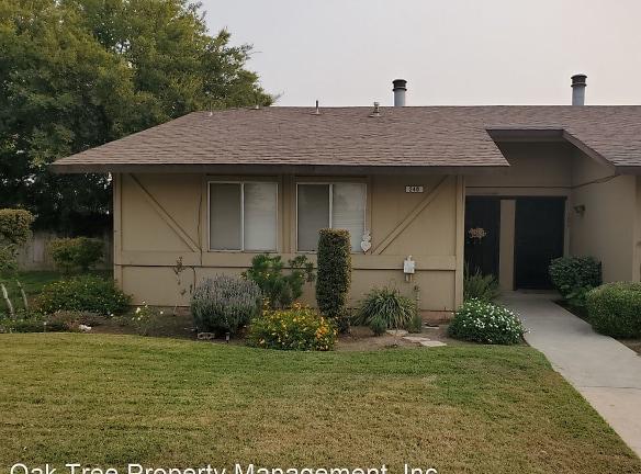 240 Alamos Ave unit 101-102 - Clovis, CA 93612 - Home For Rent