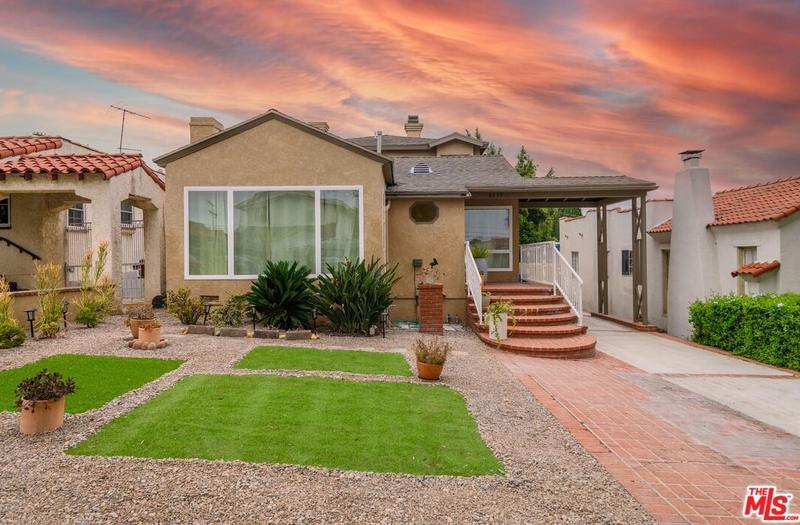 4239 W 59th St, Los Angeles, CA 90043 - MLS 23-309761 for Sale