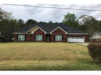 Lee Road 553 for Sale