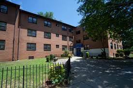 Kenilworth Courts
