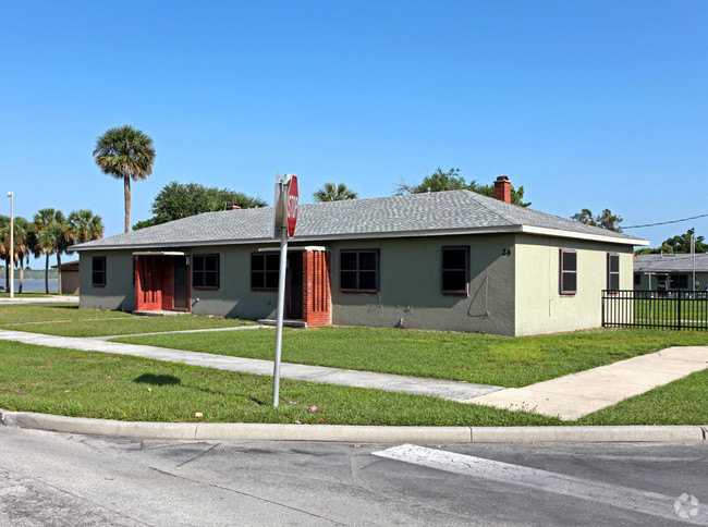 Lake Mann Homes