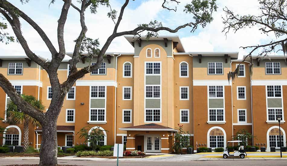 Oaks at Riverview