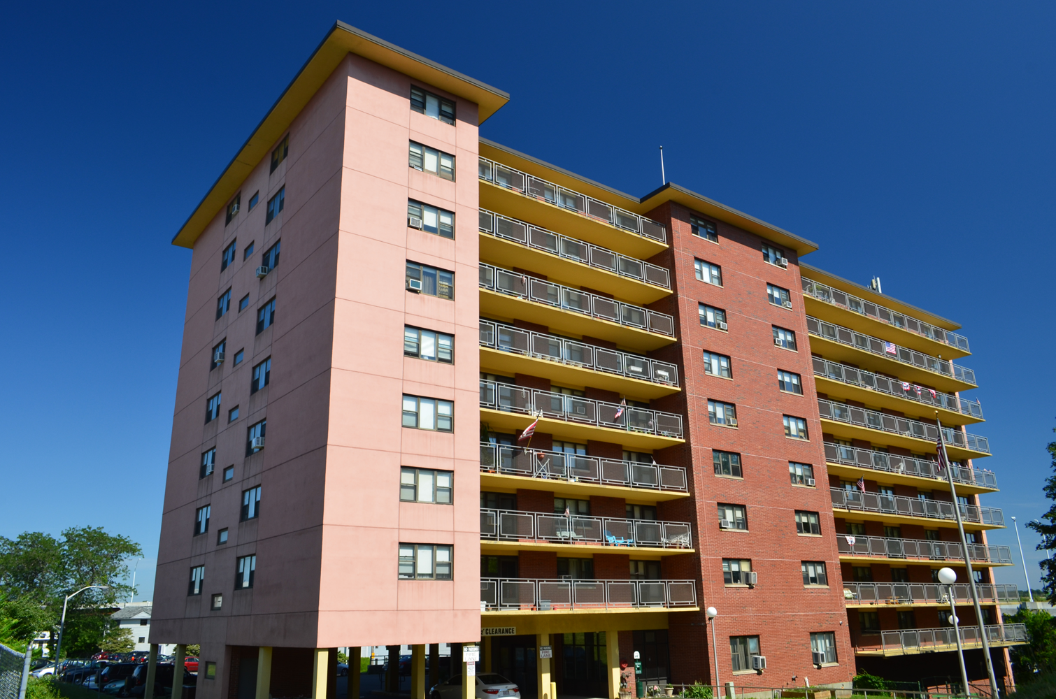 Holmes Apartments