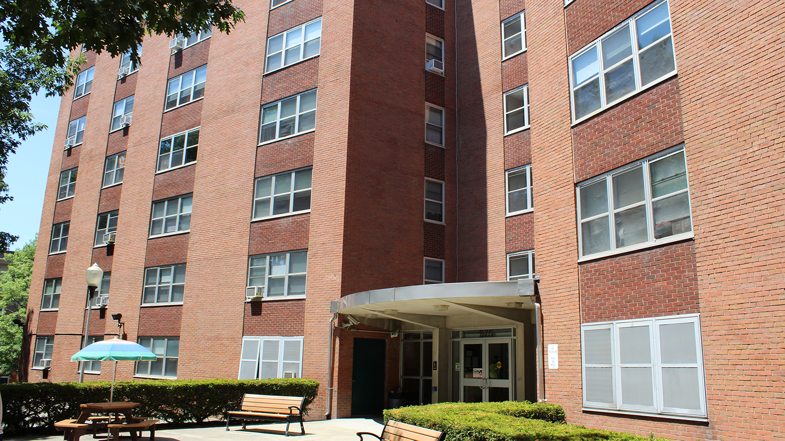 Pleasant Towers Apartments