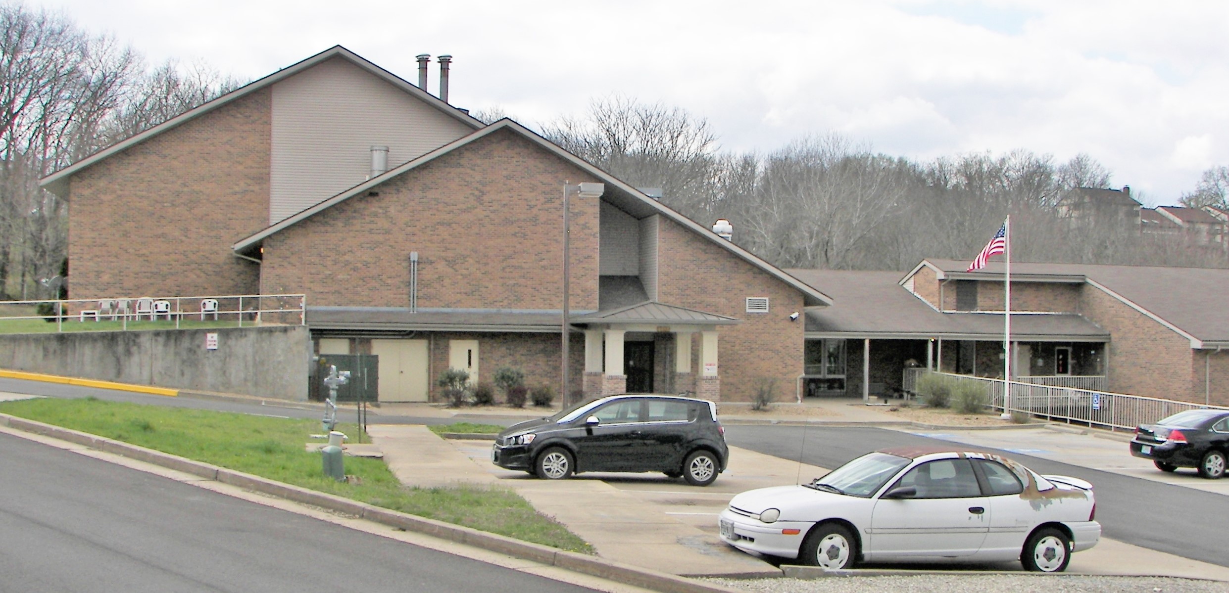 Kenneth Locke Apartments