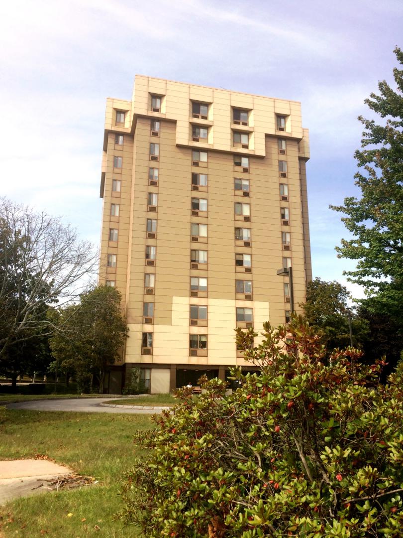 Henry J. Pariseau Apartments