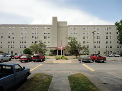 Pinecroft Apartments