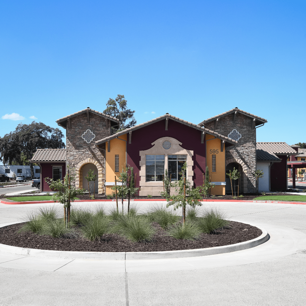 Oak Grove Apartments